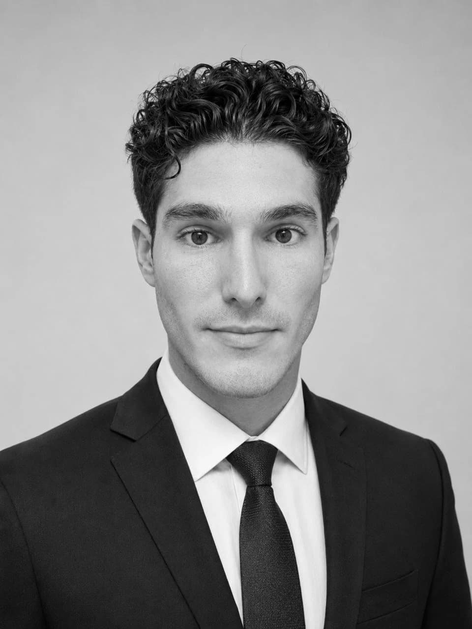 Retrato del equipo. Ethan Lhoest, Chief Executive Officer
